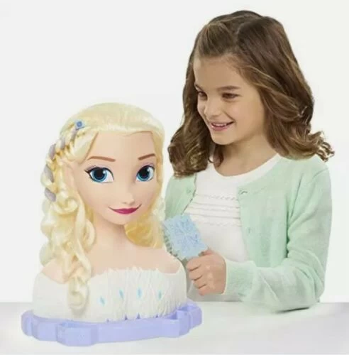 Disney Frozen 2 Deluxe Elsa Styling Head 32795 4 Disney Frozen 2 Deluxe Elsa Styling Head 32795 - Image 4